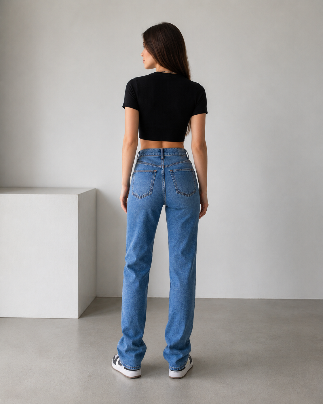 Amélie Straight-Leg Jeans
