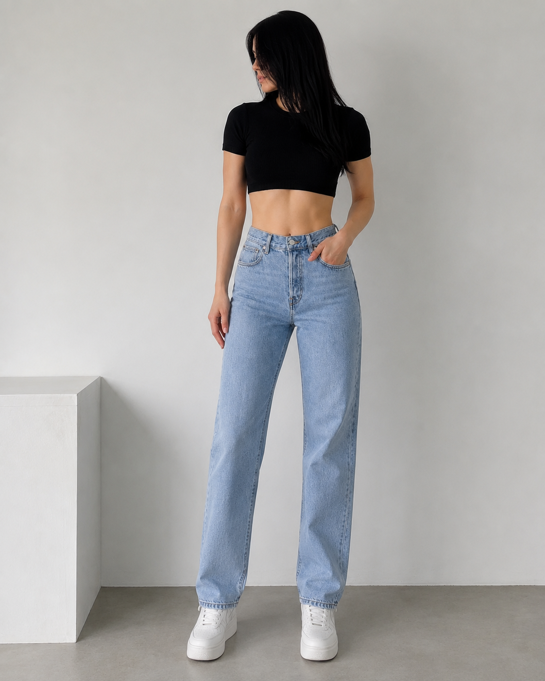 Amélie Straight-Leg Jeans