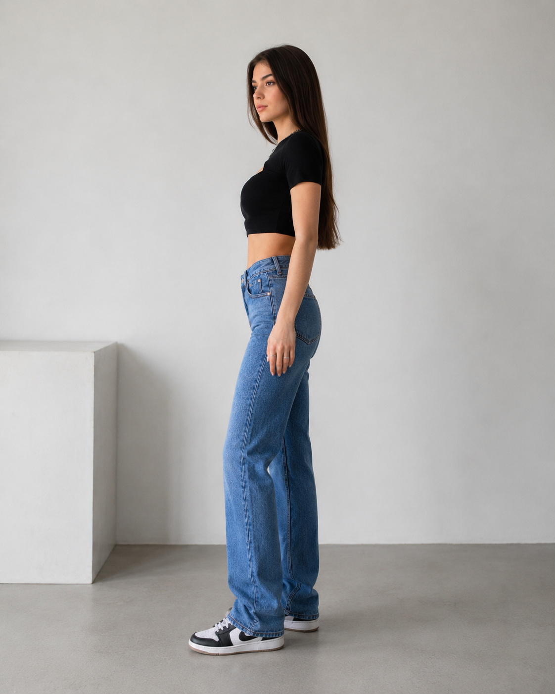 Amélie Straight-Leg Jeans