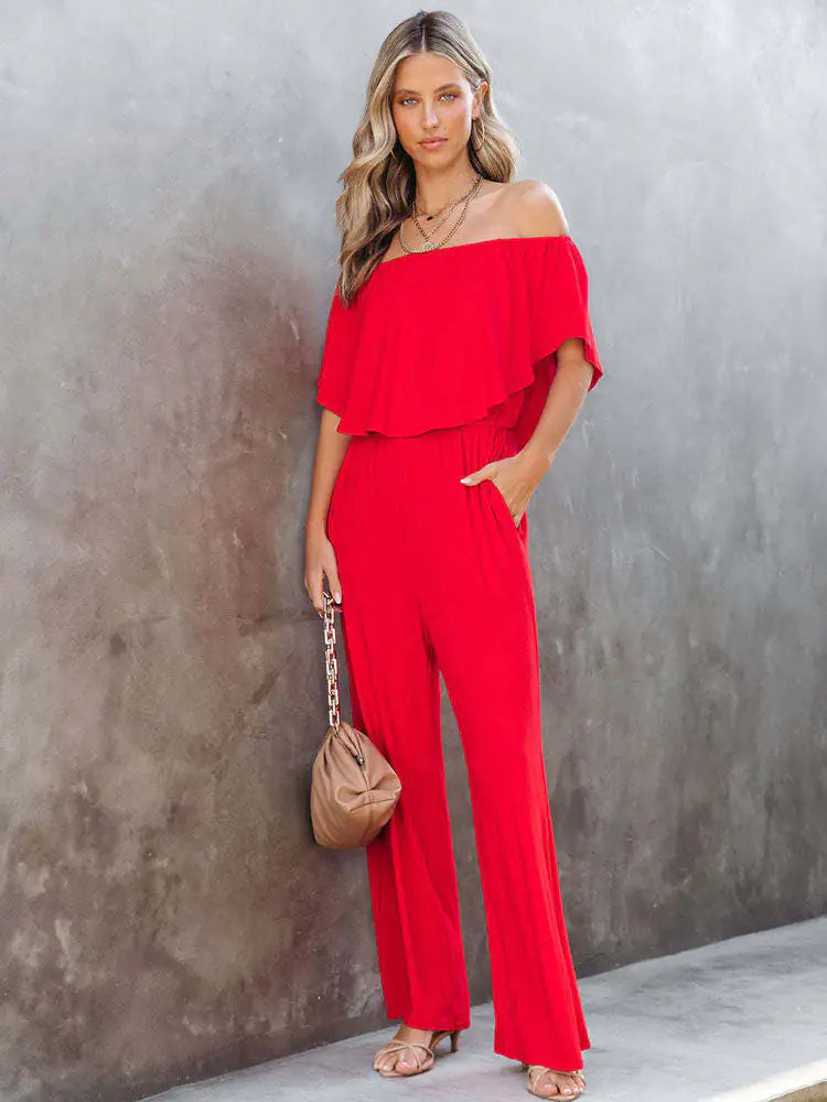 Carmen-Overall mit weitem Bein